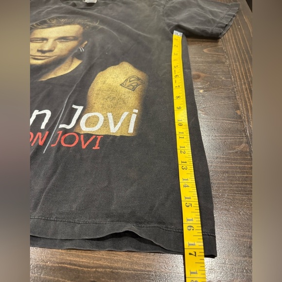Vintage Jon Bon Jovi Concert T-Shirt - Picture 6 of 7